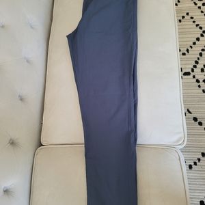 Men's Vuori pants, Size 32 waist and 32 inseam